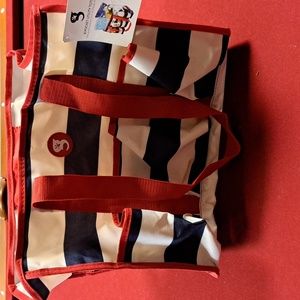 Gecko 8 pocket utility tote